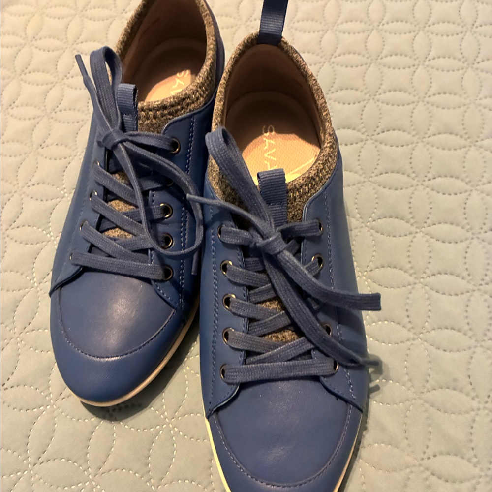 Blue Sky Women's Sneakers in Blue and Tan